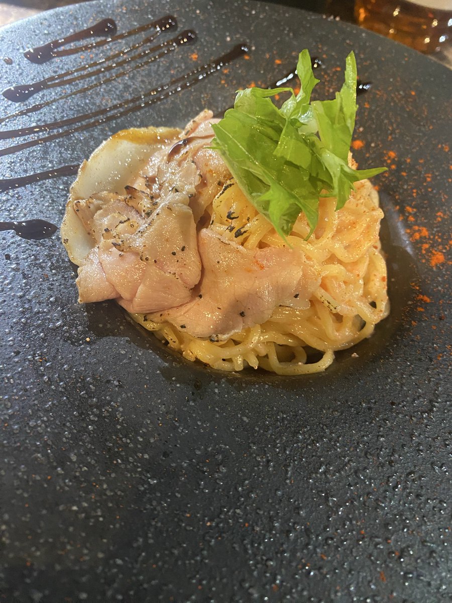 kunny_train_sin's tweet photo. 中野  ただいま変身中
■極み濃厚牡蠣ラーメン＋牡蠣飯＋明太子の和え玉（クリーミーな牡蠣スープが美味い） https://t.co/iFrq8JHlTN