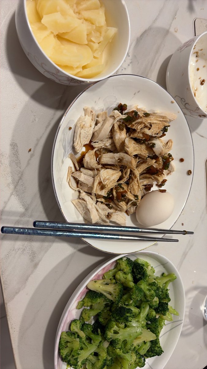 Thoth470001's tweet photo. 我的早饭 https://t.co/QhLIjRx5Pf