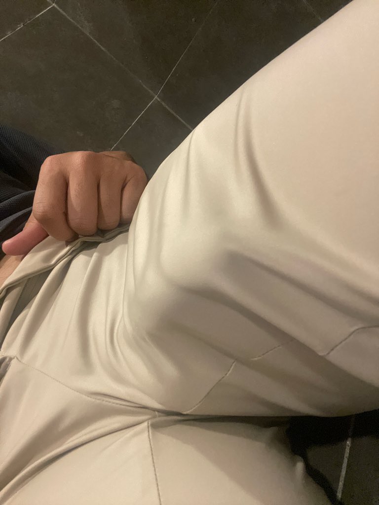 mesraplus's tweet photo. Unanounced boner datang masa kerja, 

twitching hard to find some place to be😈 https://t.co/ZK5zLiReIp