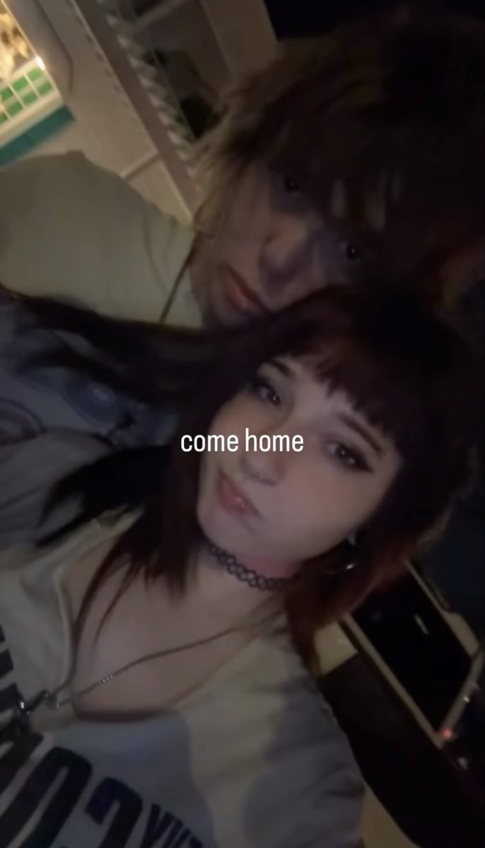 CumMachineeg's tweet photo. i want someone to tribute my girlfriend 

#cuck #cuckold #tribute #cumtribute https://t.co/1AkY4nZ5if