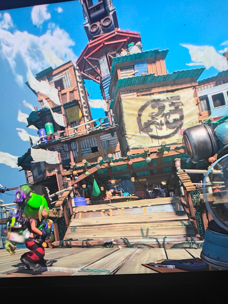 Sora_snow_wolf's tweet photo. @Skye_art This is why I love Deep Cut. They dorks and this just makes me love them even more! 

Also how tf did Big Man get on the roof?! https://t.co/Axay055eRF