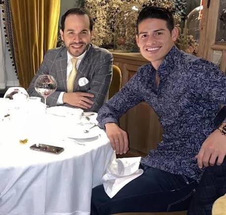FisicoImpuro's tweet photo. Es increíble como los jugadores evangélicos de Brasil son igual de estúpidos a los jugadores evangélicos de Colombia https://t.co/bzCyBFPINJ