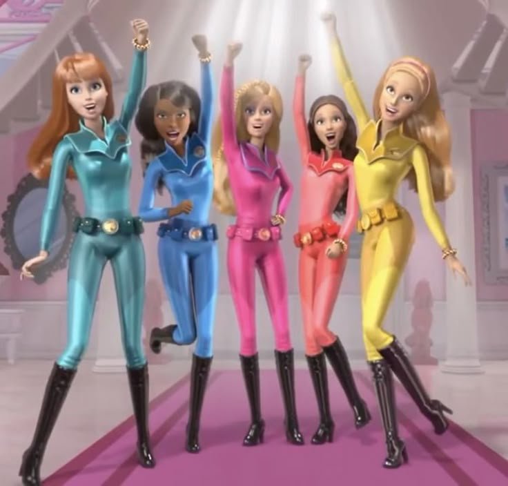 anneyeongzz's tweet photo. OKAY WELCOME BACK BARBIE STYLE SUPER SQUAD https://t.co/Rjl3GqEAGQ