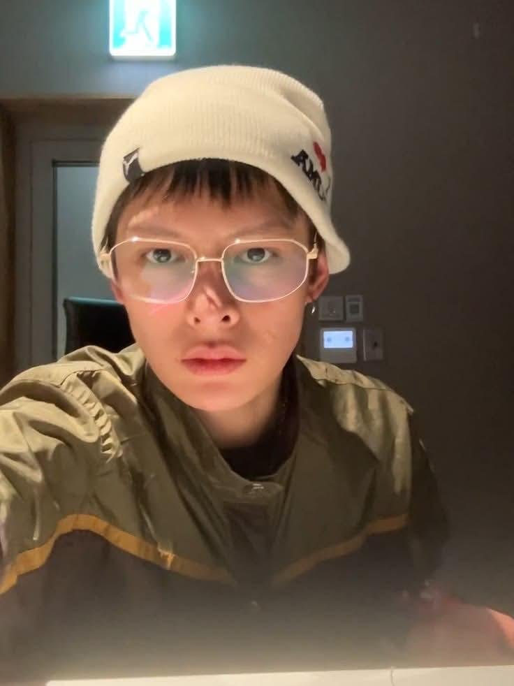 nganiujames16's tweet photo. @ofjvn_ James, please remember that you are loved not only for what you accomplish, but simply for being you. I hope you always feel safe, happy, and cherished. #JAMES #제임스 https://t.co/UAwAdlJQRH