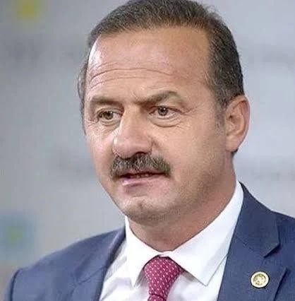 SibelAkman80's tweet photo. Her türbanlıyı müslüman, her bıyıklıyı adam sanmayın.. https://t.co/w8trbS7YpF