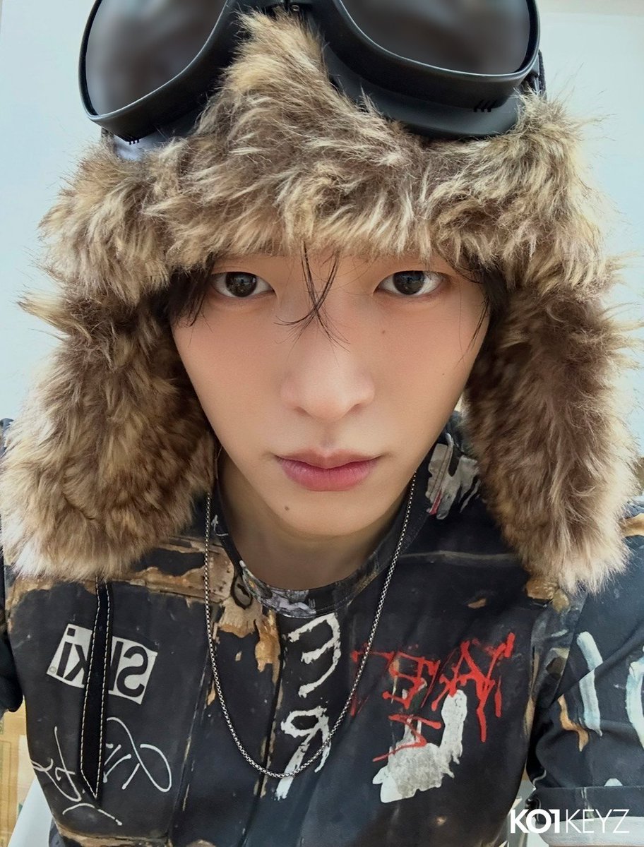 KO1KEYZofficial's tweet photo. 𝗢𝗙𝗙𝗜𝗖𝗜𝗔𝗟 𝗙𝗔𝗡𝗖𝗟𝗨𝗕 𝗨𝗣𝗗𝗔𝗧𝗘!

📓KO1LY! こんにちは！
KO1KEYZのSHINHAENGです！

Check [ KO1NOTE ]
🔗 https://t.co/oPg6ZG4ViT

#KO1KEYZ #KO1KEYZ_FC #KO1NOTE
#コイキーズ #코이키즈 #SHINHAENG https://t.co/xcu9FMi3DN