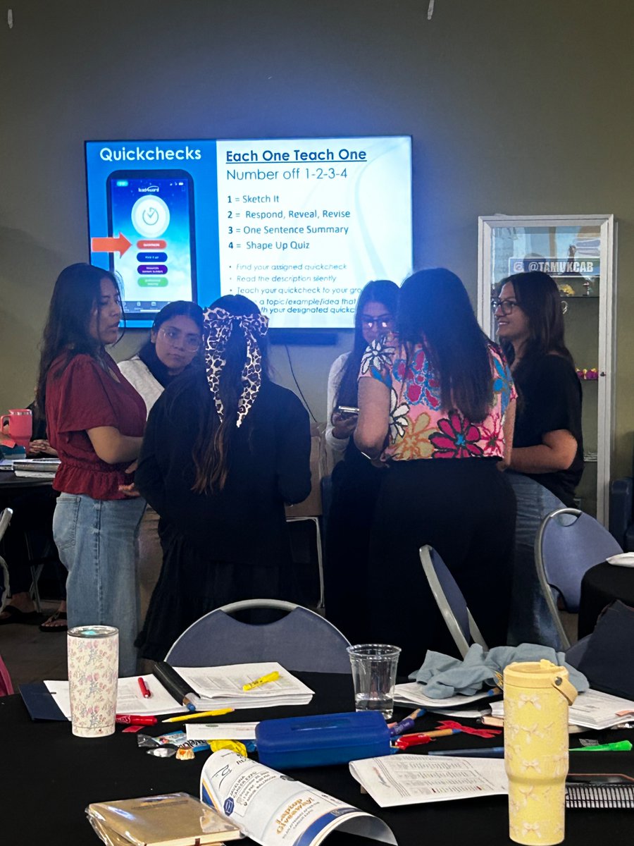keli_soliz's tweet photo. @JavelinaNation students from the Educator Prep Program were bold enough to dream it and brave enough to try in today’s @lead4ward  new teacher day of learning! Thanks to the faculty and supervisors who joined to support the learning! https://t.co/22xG5L9BcL