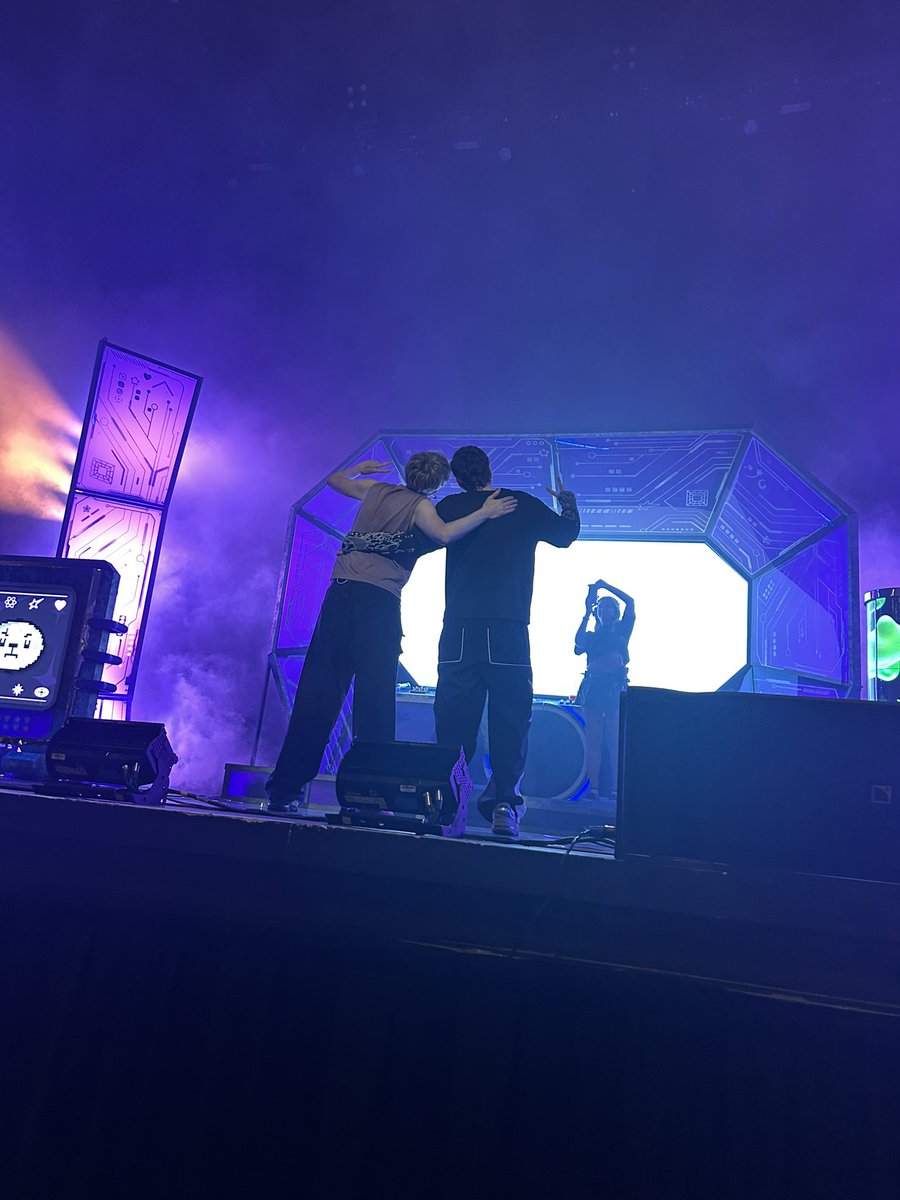 ylissebian's tweet photo. i just rlly love them u guys https://t.co/btLanAna7q