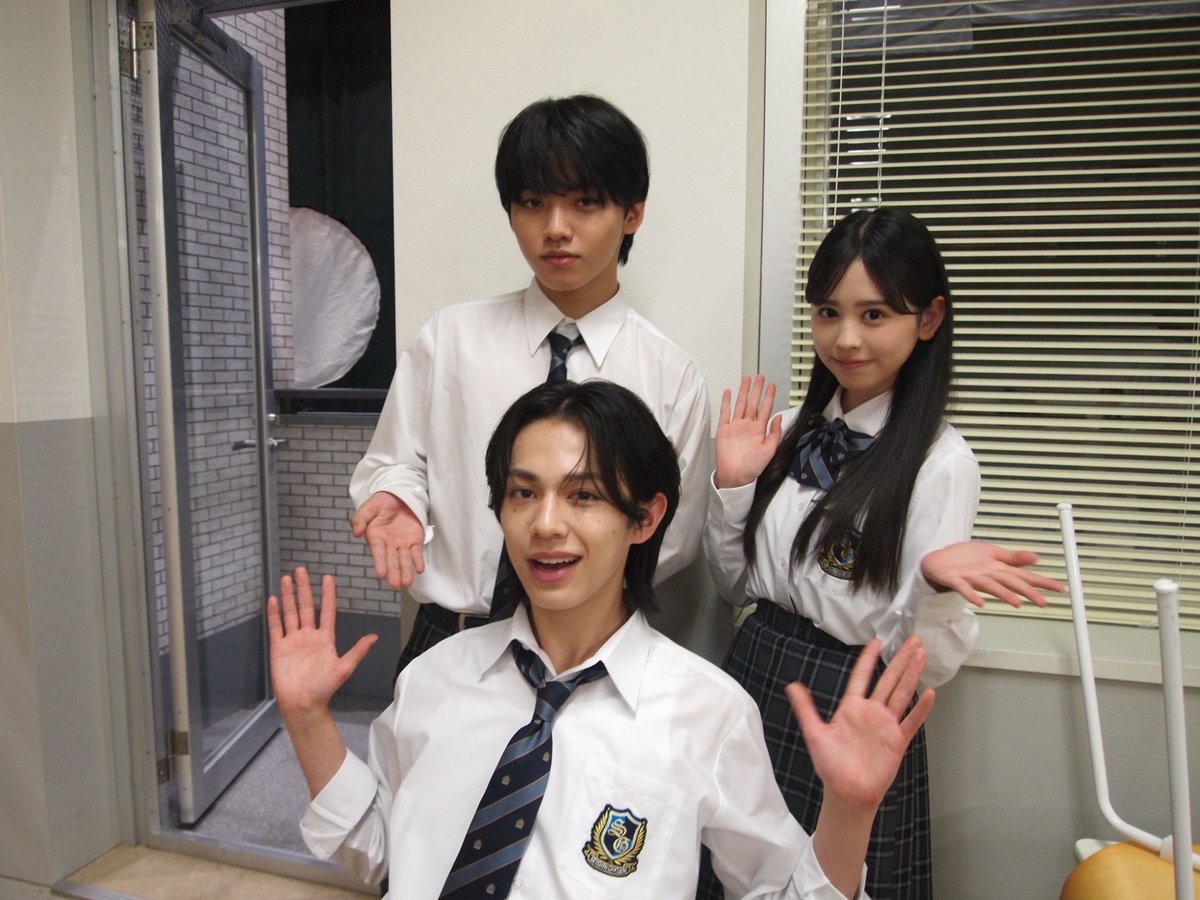 GTO2026summer's tweet photo. ❬❰ 𝒐𝒇𝒇 𝒔𝒉𝒐𝒕 ❱❭

鬼ッチに学校をやめてほしくなくて、
立てこもった1年B組🏫

本番さながらの撮影に挑み、
最後には生徒役メンバー全員の絆も
さらに深まった撮影となりました✨

その様子はぜひ本編でご覧ください！

最終回TVer無料配信中🫵
#GTO
#梶原叶渚 #川口和空 #柴崎楓雅 #難波碧空 #LILLEAGUE #西浦心乃助 #TheRightLight #堀口真帆 #松尾そのま #大石愛陽 #金子遥 #伊藤駿太 #角田一絆 #永井湖白 #西川実花 #山本雪菜 #上村佳里奈 #富居玲衣 #新井乃愛 #川辺慶乃 #金澤颯 #髙橋佑大朗 #齊藤虎ノ介 #神江ジョー
