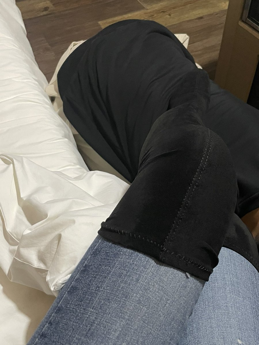 LilaBeall's tweet photo. マゾ専用のマチアプで調達してる女王様です👠
#S女 #M男 https://t.co/49cYCsRtBv