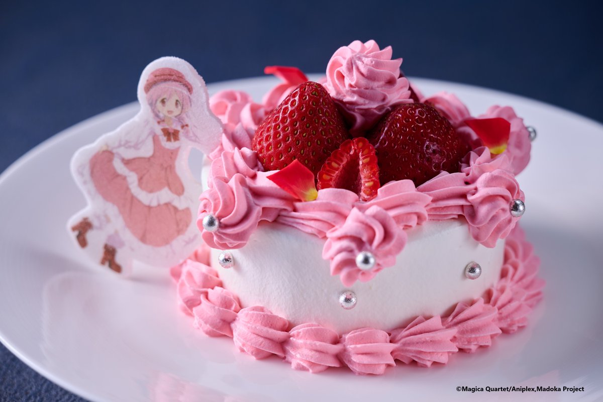 canvas_20250404's tweet photo. 「Madoka Birthday Cake」の特別特典を発表✨
まどかの誕生日をお祝いするデカ缶バッジです！
「Madoka Birthday Cake」を1品ご注文ごとに1点お渡しいたします。

▼詳細はこちら
https://t.co/YxVS98HzvF

#まどかマギカ
#サンシャインシティプリンスホテル
#IKEPRICANVAS https://t.co/2qeibG3cNg