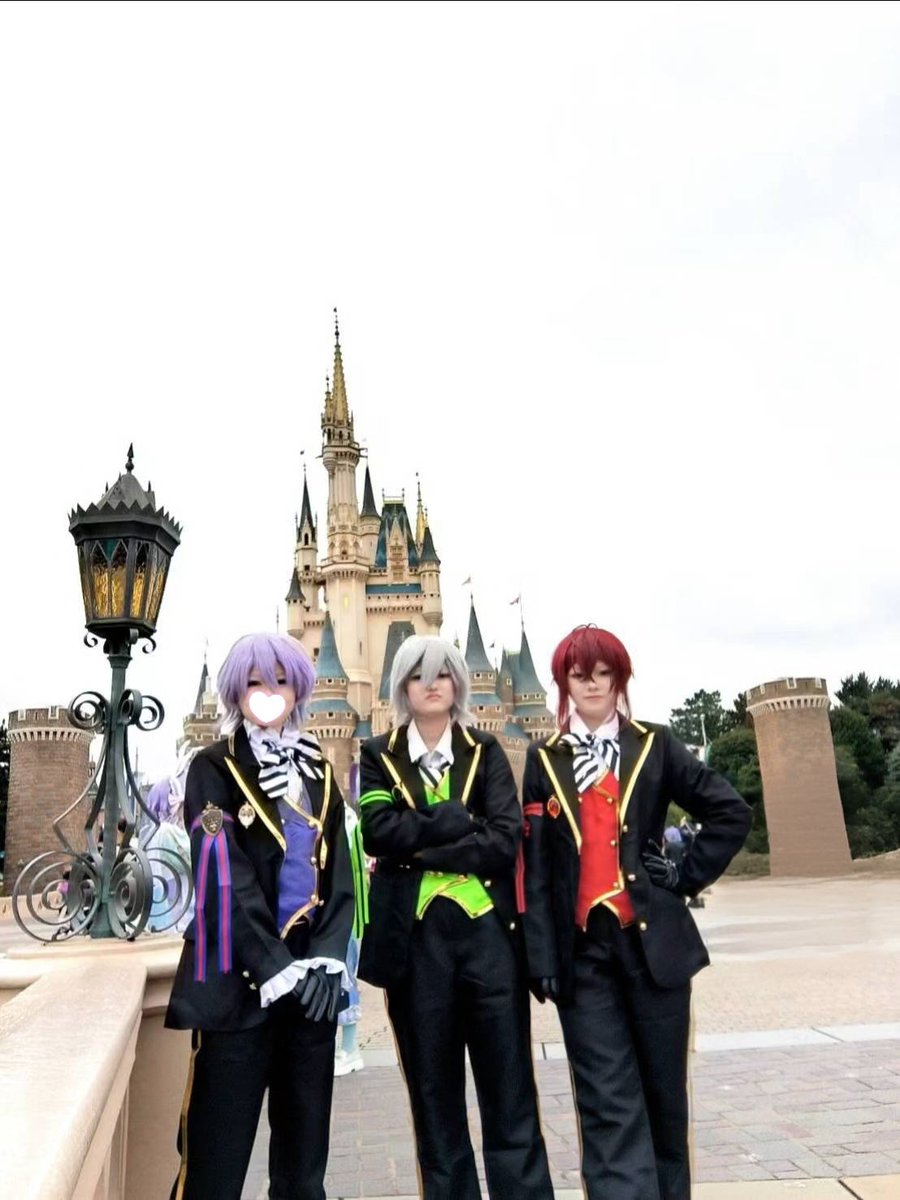 YIMU_cos's tweet photo. #Dハロ仮装2026
#Dハロツイステ

初Dハロ行ってきた〜！！！
前々から行ってみたかったから行けて嬉しい🎶 https://t.co/6S3FXDZS8b