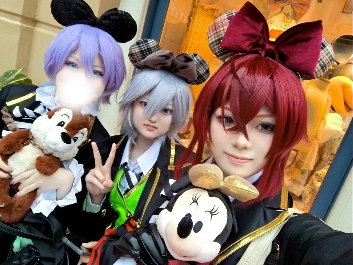 YIMU_cos's tweet photo. #Dハロ仮装2026
#Dハロツイステ

初Dハロ行ってきた〜！！！
前々から行ってみたかったから行けて嬉しい🎶 https://t.co/6S3FXDZS8b