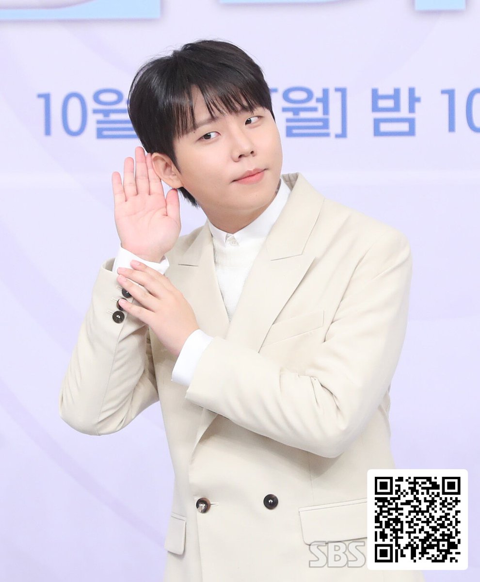 SBSEnterNews's tweet photo. “[E포토] 정승환, '내 귀는 발라드 탑백귀'

#SBS연예뉴스 #SBS연예뉴스_백승철_기자 #백승철
@SBSEnterNews
👉 자세한 내용은 프로필 링크로 오시면 더 확인 가능합니다.” https://t.co/hvg9APxsjJ