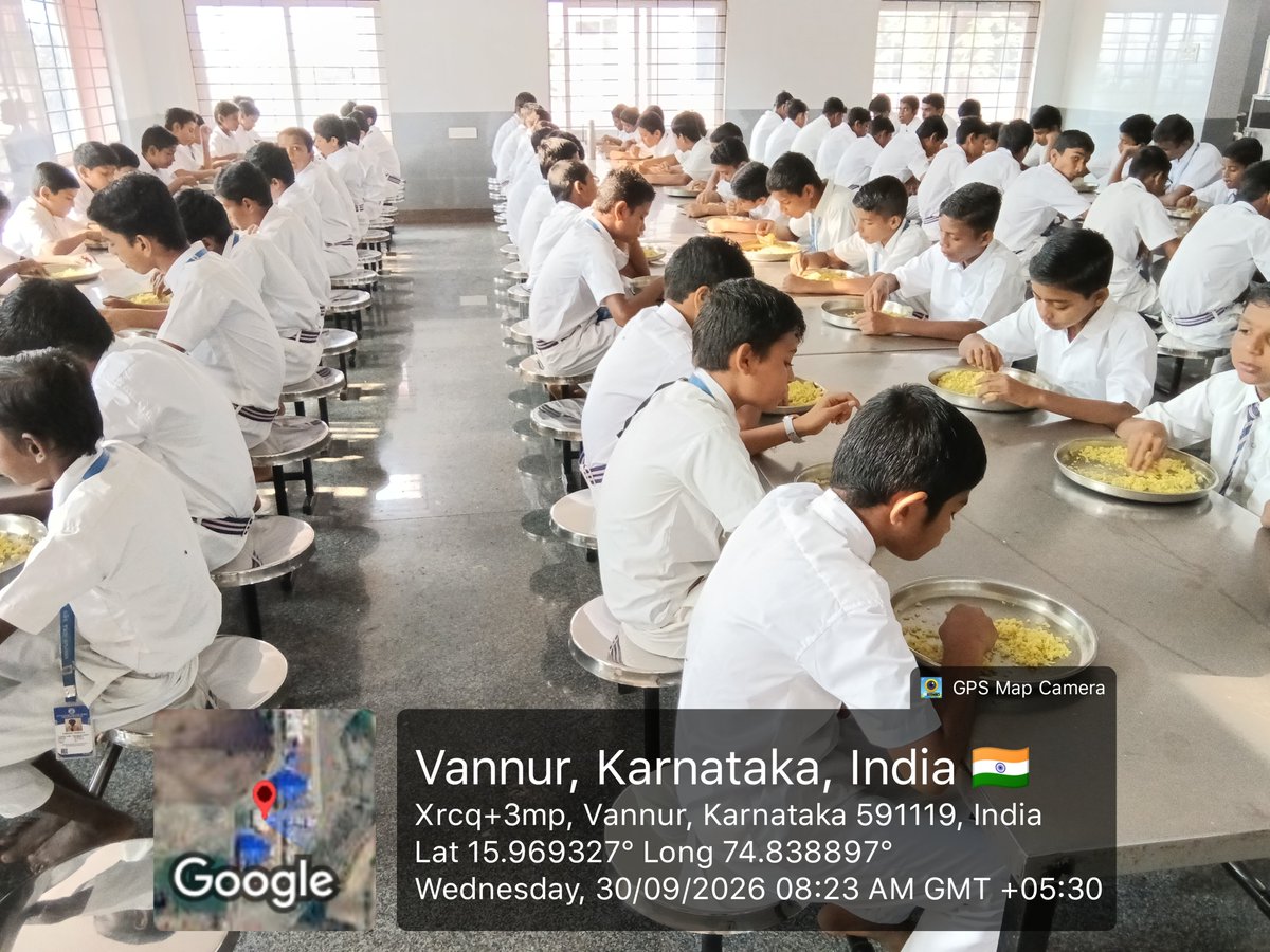 788Dbrars's tweet photo. Breakfast served as per Menu @kreisemahithi @Captain_Mani72 @shobhana_88 @DswBgm @EdKreis#Social Audit- SWD Meals
#Social Welfare- Karnataka https://t.co/jhtWkS7e3q