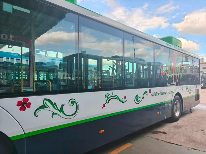 CiudadDeBondis's tweet photo. 🇨🇳MISION CHINA⛽️
BOMBAZO: #MisionBuenosAires renovará la flota de la #Linea61 y #Linea62 con coches #KingLong a GNC. Llegarán en noviembre al país. No se especificó la cantidad de coches
📸Pudong Motors https://t.co/vUVUeyp2VX