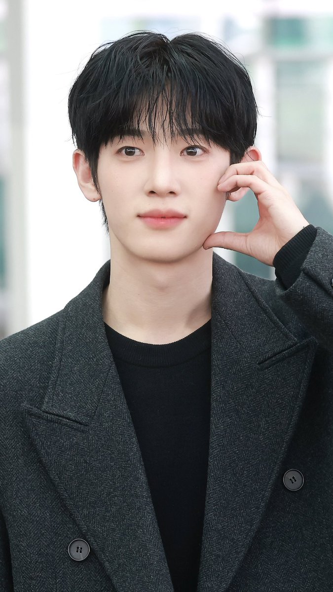 jester_my's tweet photo. Bắt đầu 1 hành trình mới thật rực rỡ và toả sáng nhé🥰🫶

PARK SIWOO IN PARIS

#PARKSIWOO
#PARKSIWOOPFWSS27 https://t.co/CEQ1zx6vMS