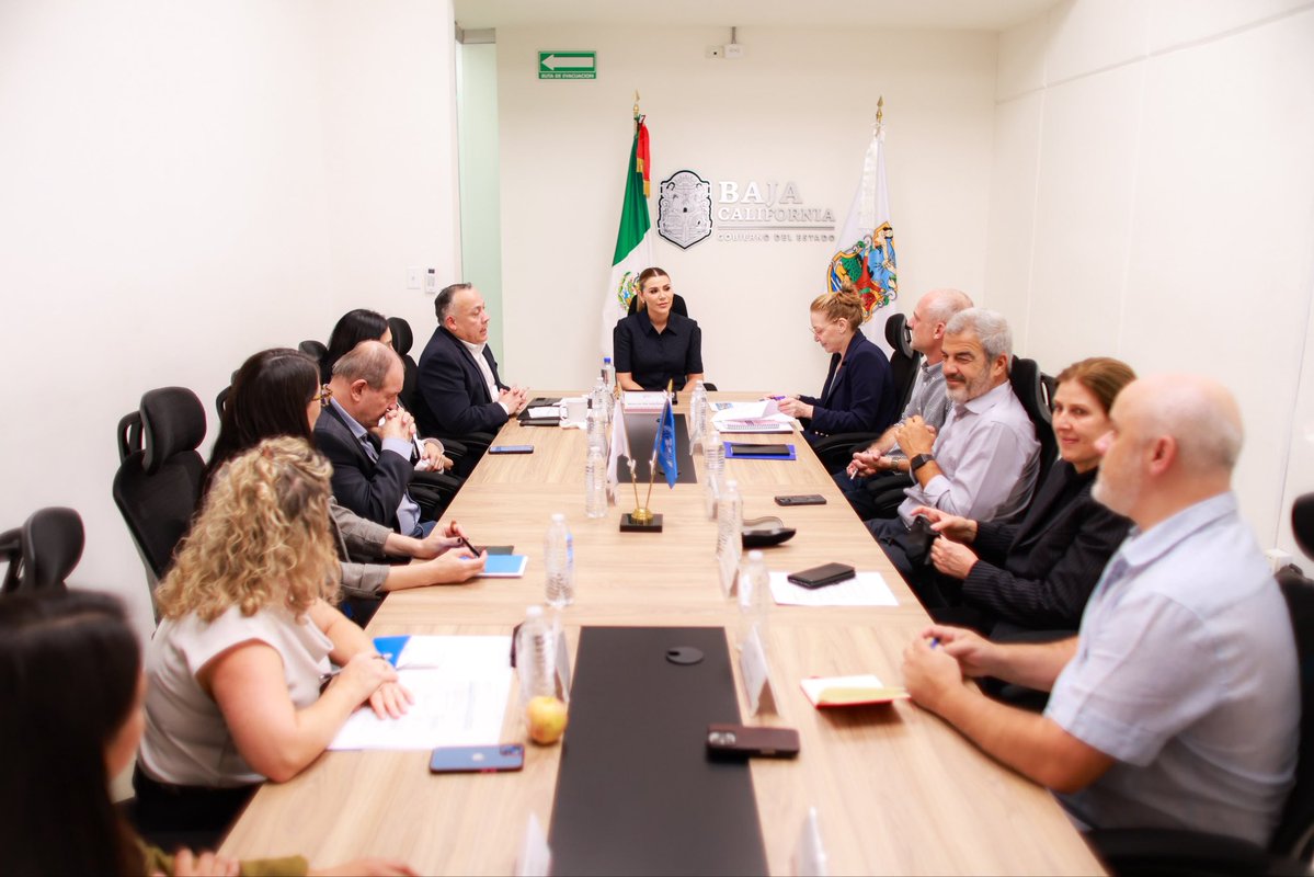 ONUMX's tweet photo. Como parte de una misión interagencial para fortalecer la cooperación con Baja California, la jefa de 🇺🇳🇲🇽 @AllegraBaiocchi y representantes de @AcnurMexico @OIM_Mexico @OITMexico @PNUD_Mexico @UNICEFMexico y @UNOPS_es sostuvieron un encuentro con la Gobernadora @MarinadelPilar https://t.co/rIka8O2vSV