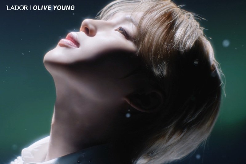 JAKSAL_5813's tweet photo. #JIMINxLADOR https://t.co/ckKImHjU3s