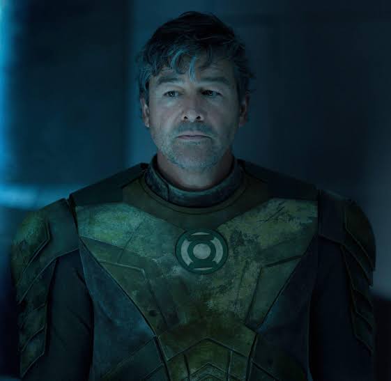 spooky99x5's tweet photo. Empiezas ser criticado ya que no querían un hal jordan viejo y lo comparon con la basura version de Ryan.

Ahora es amado por el público y es el mejor personaje de la serie y Del Dcu, alabado como un casting generacional nivel Robert Downey jr. https://t.co/Z7fGmd3ANL