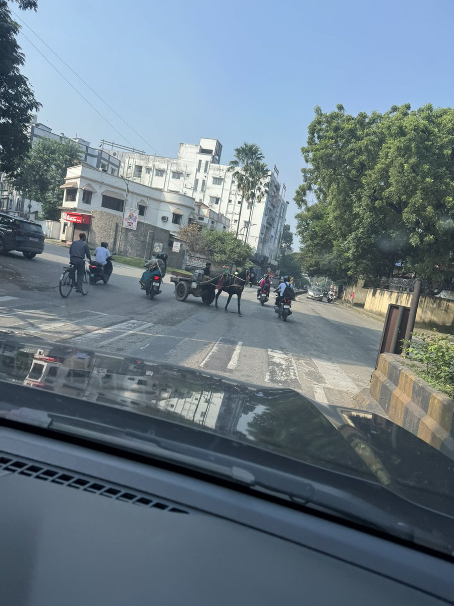VedantSankrit's tweet photo. Rising oil prices have led to people going back to the og horse power. https://t.co/iG5oobC3UD