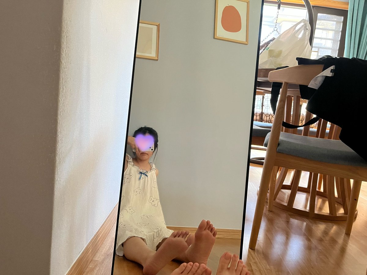 linmoonfull's tweet photo. 以后这个号就更新女友臭脚了，让大家共享一下有对象拍脚的感觉 #脚底 #美脚 https://t.co/nsyYRbtKue