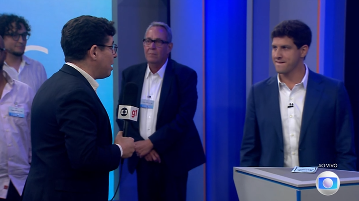 pedrovflima's tweet photo. Aliado de Raquel Lyra em 2022, Álvaro Porto, presidente da Alepe, estava na comitiva de João Campos no debate desta terça

#debatenaglobo #eleições #eleições2026 https://t.co/i8it4C7lCH