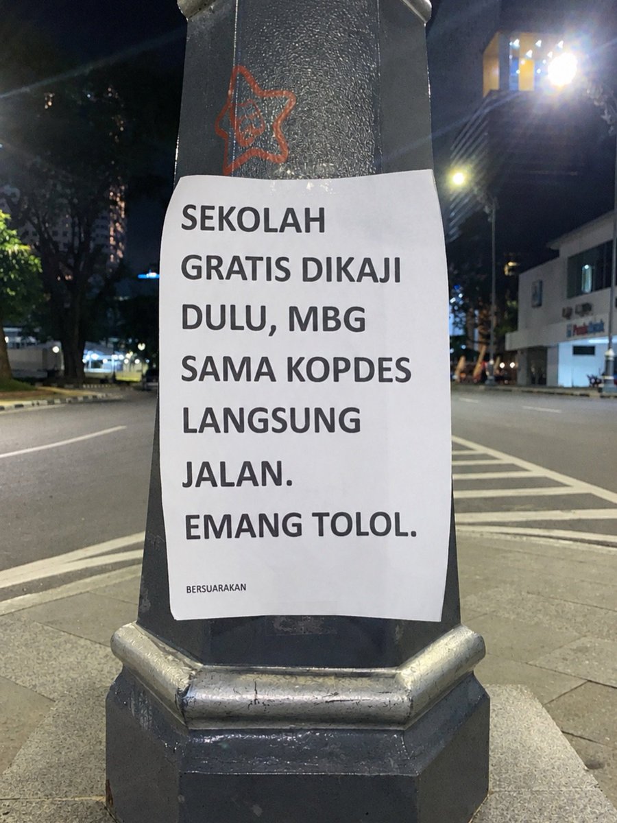 keluhkesahkonoh's tweet photo. hidup wni https://t.co/qkKmAggmqL