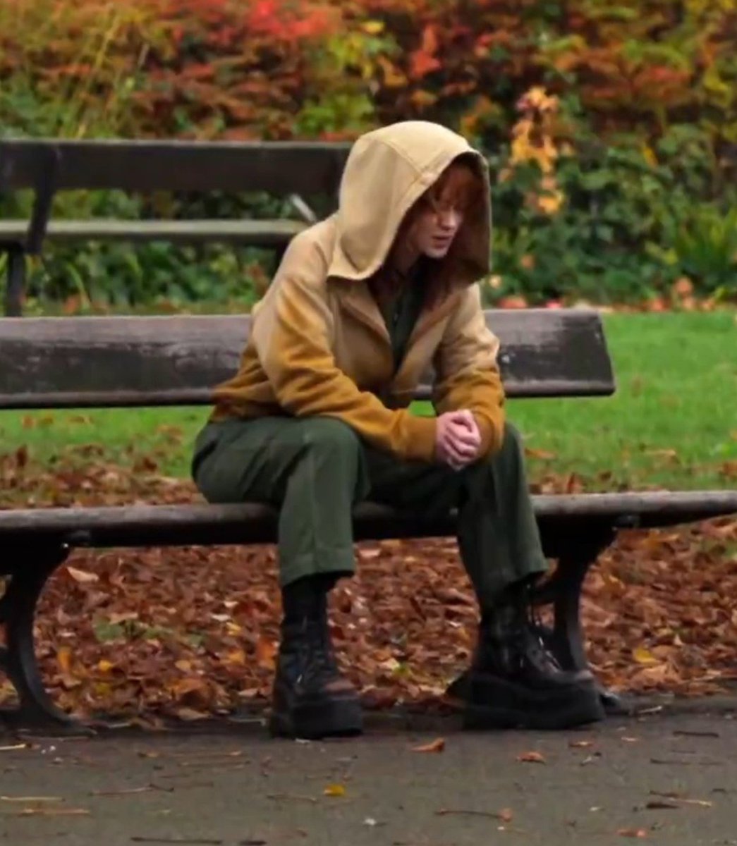 bndjeangrey's tweet photo. SHE'S LOCKED TF IN TO SAVE PETER PARKER https://t.co/GhNclT0GVx