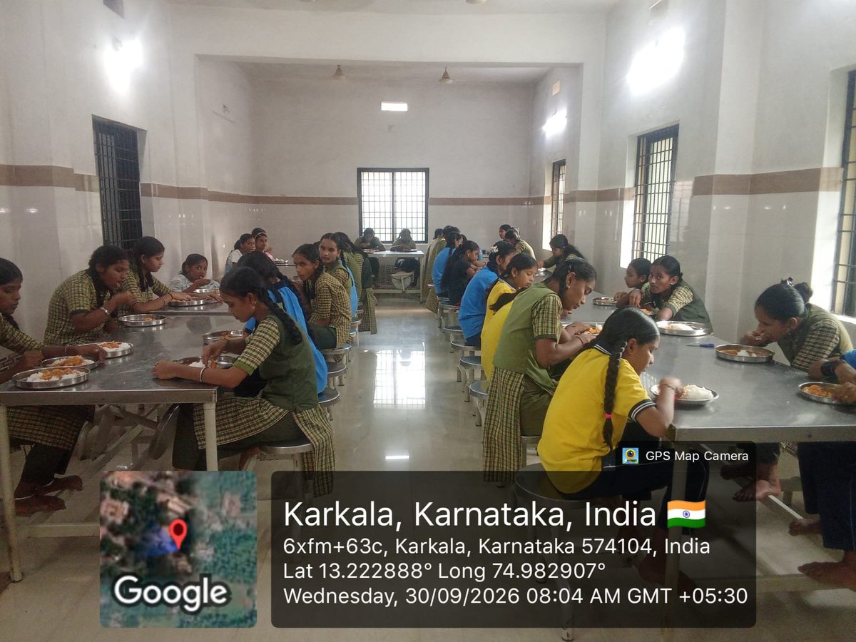 premetricglhst's tweet photo. #SocialAudit_SWDMeals #Socialwelfare_karnataka breakfast 30/9/26 premetric girls hostel karkala https://t.co/i4Psb52Mhn