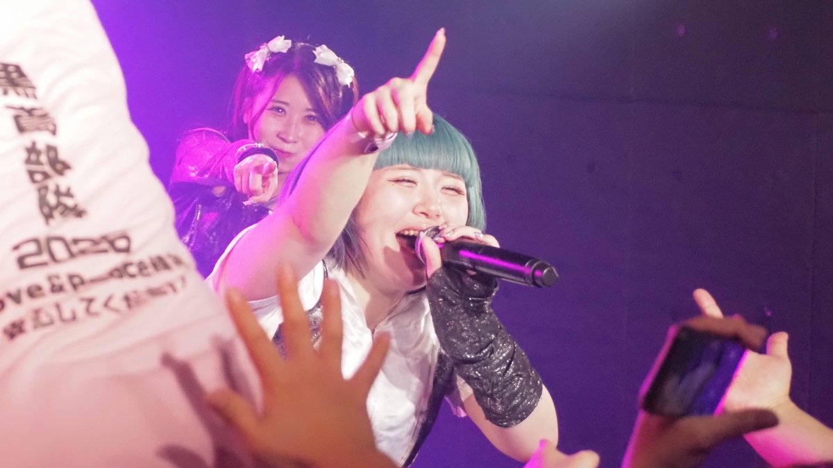 OnlyLikeShika's tweet photo. もうすぐこの笑顔が見れなくなると思うと寂しいな

#凛々しくも臨界に咲くARTERIA
#アルテリア
#すいまぁ〜
#臨界突破 https://t.co/C79nqUFJ1q
