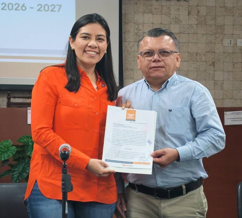 STEinforma's tweet photo. #politica | @MovCiudadanoYuc llama a construir una democracia sin presiones ni simulación. https://t.co/XZQe97ZaDW

– Registramos la alternativa de Yucatán, ningún triunfo electoral convierte a una mayoría en dueña de #Yucatán: @VidaGomezH @gerardoocampoc https://t.co/mzD1dhrPmH