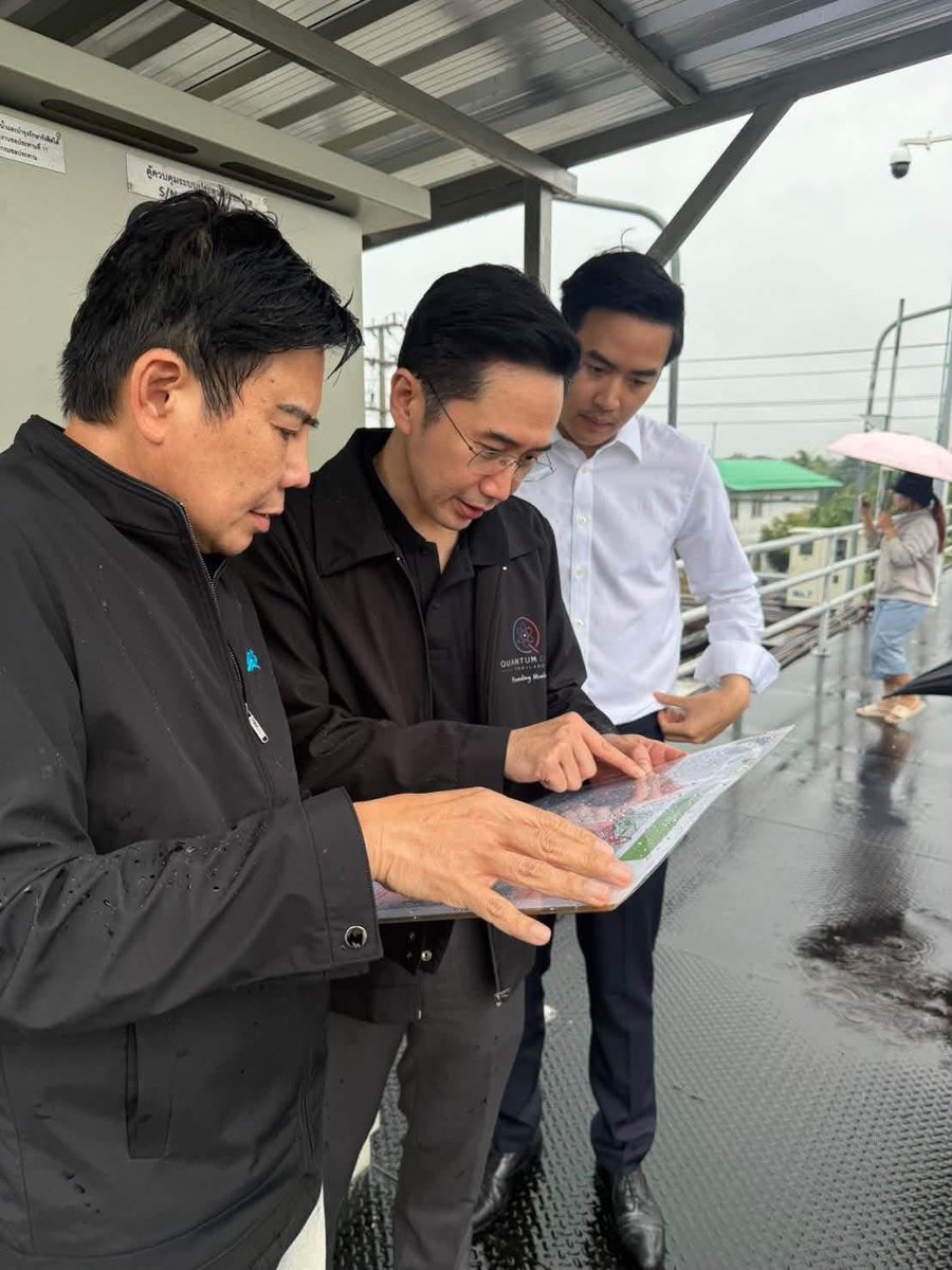 Downey17611687's tweet photo. กูไปนั่งเรือเล่นมั้ง 😒 อาจารย์เชนไม่ได้กล่าว https://t.co/CTpvC4mcfi