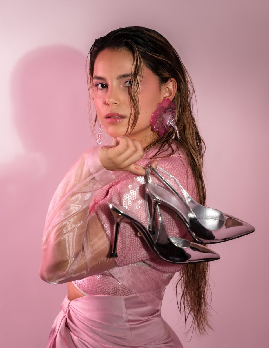 TheLOKII_'s tweet photo. inde navarrette for Phosphor Magazine https://t.co/zrY52Wsk1s