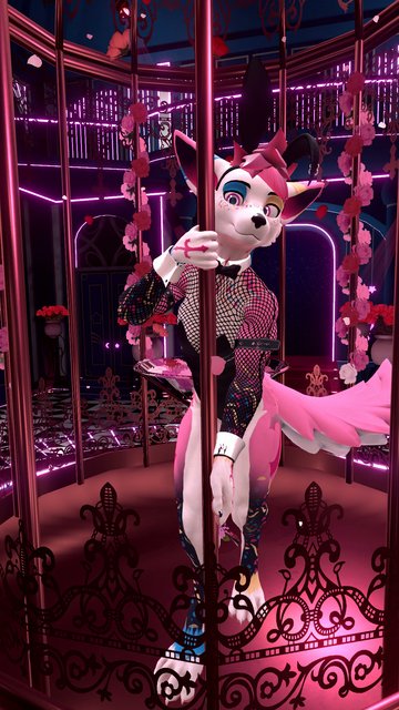 ArcadeCandyAD's tweet photo. "Why is it in a cage?"
"Because it tried to seduce me." https://t.co/RJgwowZ9mk