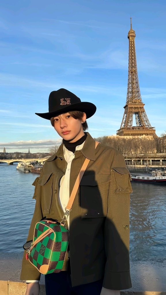 peachxrd's tweet photo. paris 2024                                                            paris 2026 https://t.co/LEj1AAa0kk
