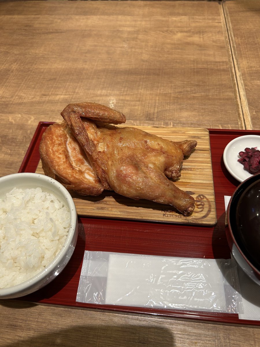 kawasonic2013's tweet photo. 空港にあるやんけ！ https://t.co/krkawkPBtg