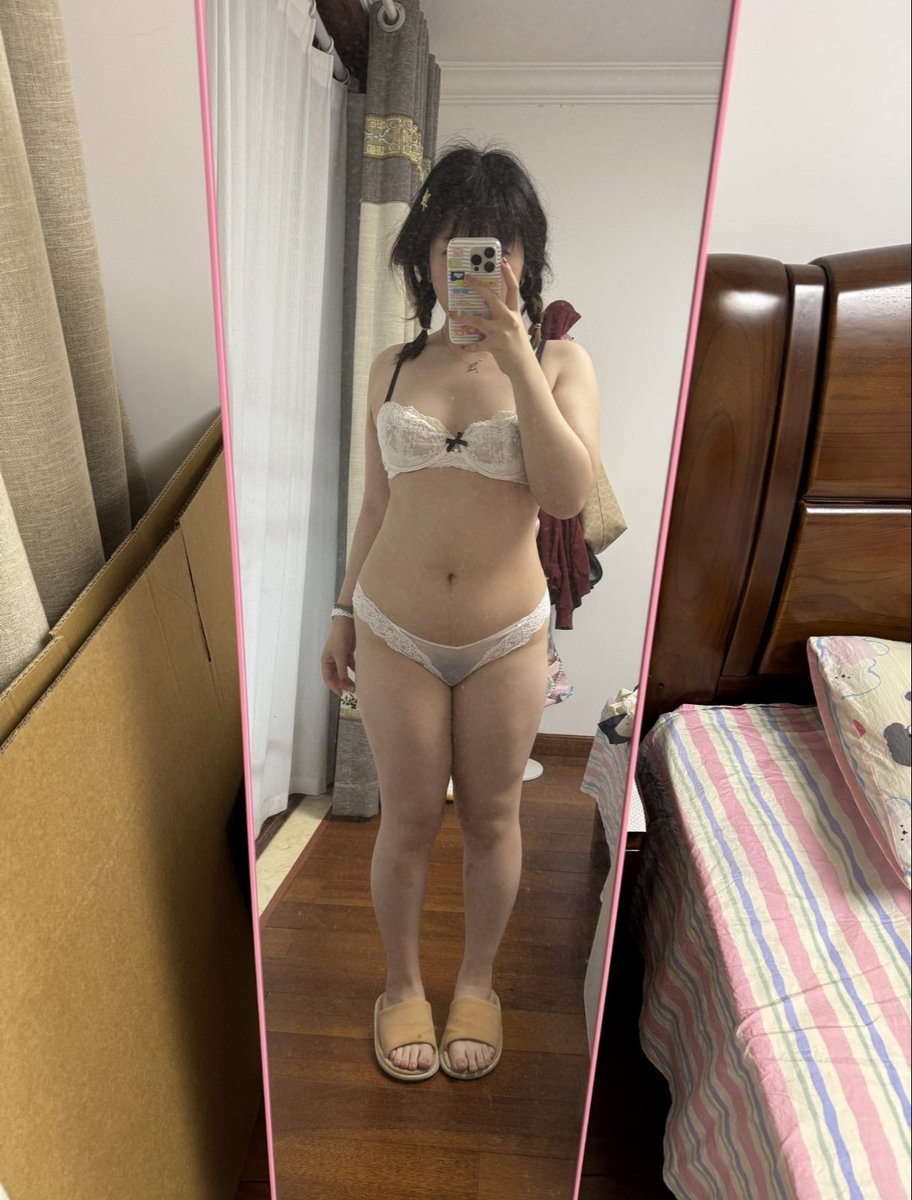 yQVq1h0mvK5T2VW's tweet photo. 之前拍的原来我高中就这样骚了呢 #反差 #母猪 #母狗 #女高 https://t.co/RuPD97hVwd