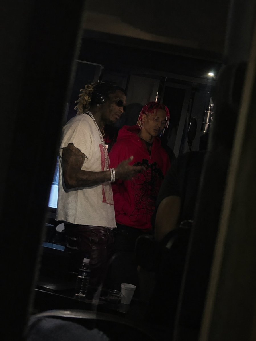 rappercopiando's tweet photo. 🚨AGORA - Vaza imagem de Oruam e Young Thug  juntos no estúdio no RJ https://t.co/4U7Iy4Ouht