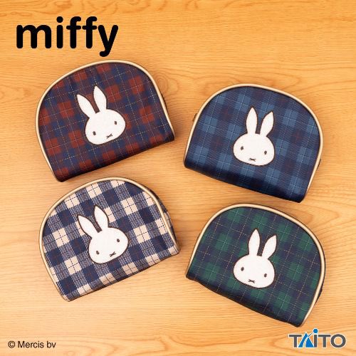 miffy_update's tweet photo. ✨🐰【10月発売プライズ情報】🐰✨

📅10月中旬登場予定

・ぬいぐるみマスコット ベレー帽ver.
・アーチ型ポーチ
・みみ付きクッション

秋らしいチェック柄がかわいい🐰

詳細はこちら
🔗 https://t.co/dzT1F8GjOb https://t.co/9DFZ4y33aV
