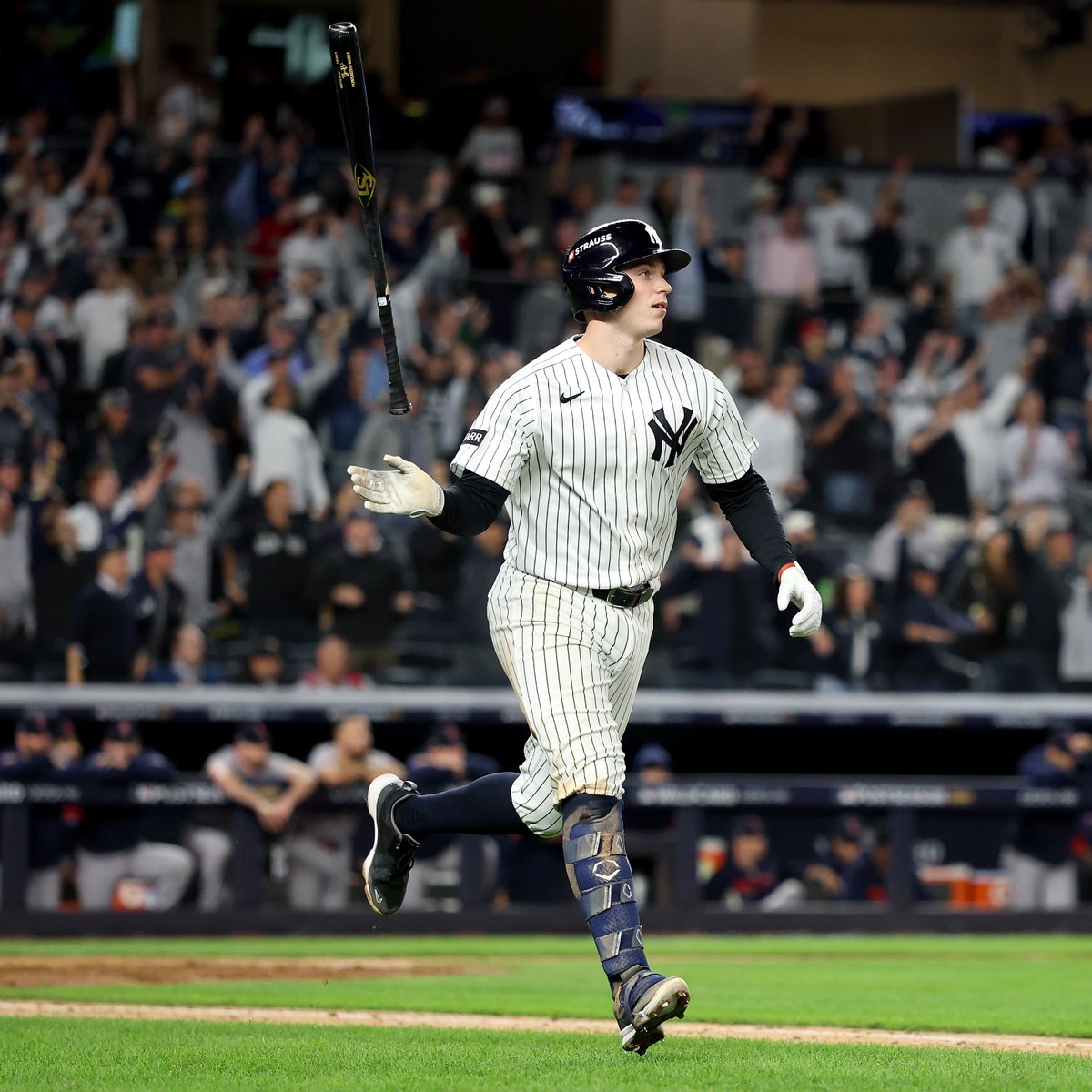 Ben Rice's SIX RBI tie the Yankees #Postseason record! 
 [📷](https://pbs.twimg.com/media/HTbziToWwAAPdHk.jpg) https://pbs.twimg.com/media/HTbziToWwAAPdHk.jpg h