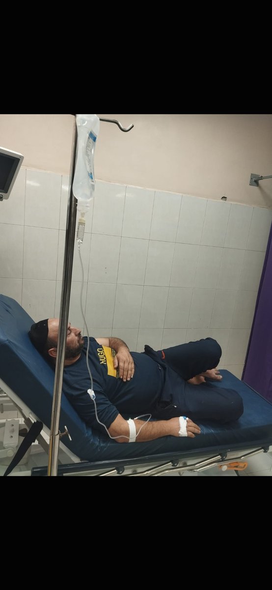 oliveegirl's tweet photo. Adnan's friend needs $300 as soon as possible.

$25 was raised

Can you achieve this goal by helping Adnan's father?

Donate here. https://t.co/JNESYJAqIo

Thank you🤍 https://t.co/fsJhHoRhVY