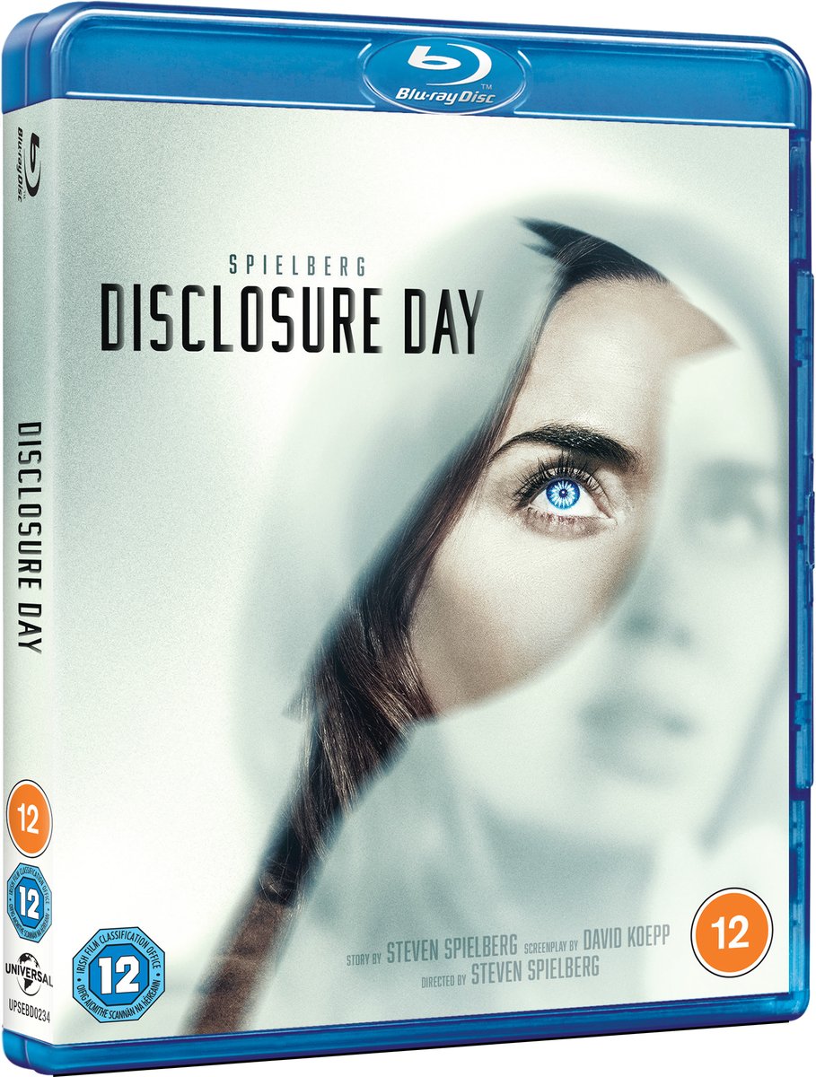 SFXmagazine's tweet photo. Steven Spielberg returned to the subject of extraterrestrials this summer with a new sci-fi thriller. Disclosure Day is out now on 4K UHD, Blu-ray and DVD. We have five Blu-rays to give away. To enter, RT this. We’ll pick 5 winners on Wed 7 October. https://t.co/pg0Qh80yFJ