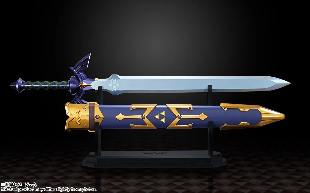 denfaminicogame's tweet photo. 『ゼルダの伝説』全長105cmの「マスターソード」が2027年4月に再販へ。思わず回転斬りしたくなるようなシャープな造形がたまらない
https://t.co/sPokwdpXy3

本体と鞘、ディスプレイスタンドがセットになり、SEや歴代シリーズのBGMを再生する機能を搭載。10月1日16時より予約受付を開始 https://t.co/lKPbMvadsd