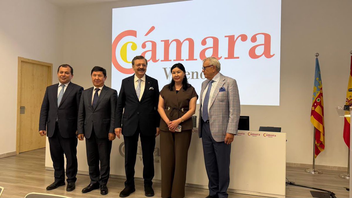 RHisarciklioglu's tweet photo. Başkan Yardımcısı olduğum Avrupa Odalar Birliği’nin (@Eurochambres) Orta Asya Çalışma Kahvaltısı’na katıldım.

Enerji ve gıda güvenliği, enerji hatları ve Orta Koridor üzerinden bağlantısallığın güçlendirilmesi konularında görüşlerimizi aktardık, iş birliği fırsatlarını değerlendirdik.

#EurochambresCongress2026