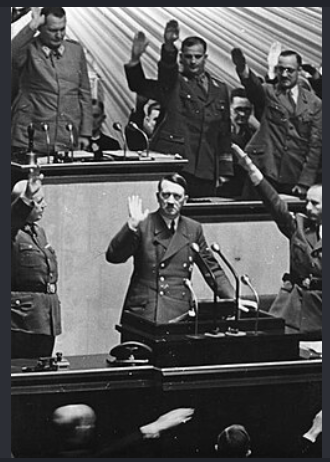 Oligoferfor's tweet photo. @6udcq @Min_jiyuu heil hitler german https://t.co/12WlFY3i02