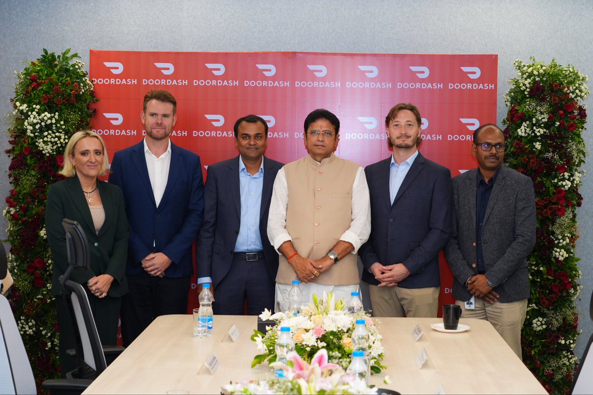 OffDSB's tweet photo. It was a pleasure to inaugurate @DoorDash first India talent hub in Hyderabad today, marking a significant addition to the city’s growing hyperlocal digital commerce ecosystem.

DoorDash is one of the world’s top three and the leading player in the U.S., with over 65% U.S. market share, operations across 40+ countries and more than $100 billion in Marketplace Gross Order Value (GOV) in 2025. The Hyderabad hub is expected to scale to 3,000+ professionals, with teams here supporting DoorDash’s global operations and serving consumers across markets around the world. Hyderabad will also be one of only three owned DoorDash Customer Experience and Integrity hubs globally, alongside Tempe, Arizona, and Mexico City.

This is exactly the kind of global capability we want to build in Hyderabad, bringing high-value work, global platforms and opportunities for our talent to work on businesses serving markets around the world. DoorDash joins a growing ecosystem of digital commerce companies in Hyderabad, including Amazon, Walmart, FedEx, Zomato, Uber and Swiggy.

For Telangana, this is another step toward making Hyderabad a global hub for digital businesses to build, operate, and scale.

#software #digitalcommerce
