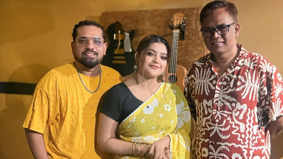 TodatB1's tweet photo. Salma returns to singing after her father’s death.. The Bangladeshi singer resumes her musical career following a period of mourning for her father, Fazlul Haque, and recently performed at a concert in Cox’s Bazar.
#Bangladesh #Salma https://t.co/HPR0NPsF1B