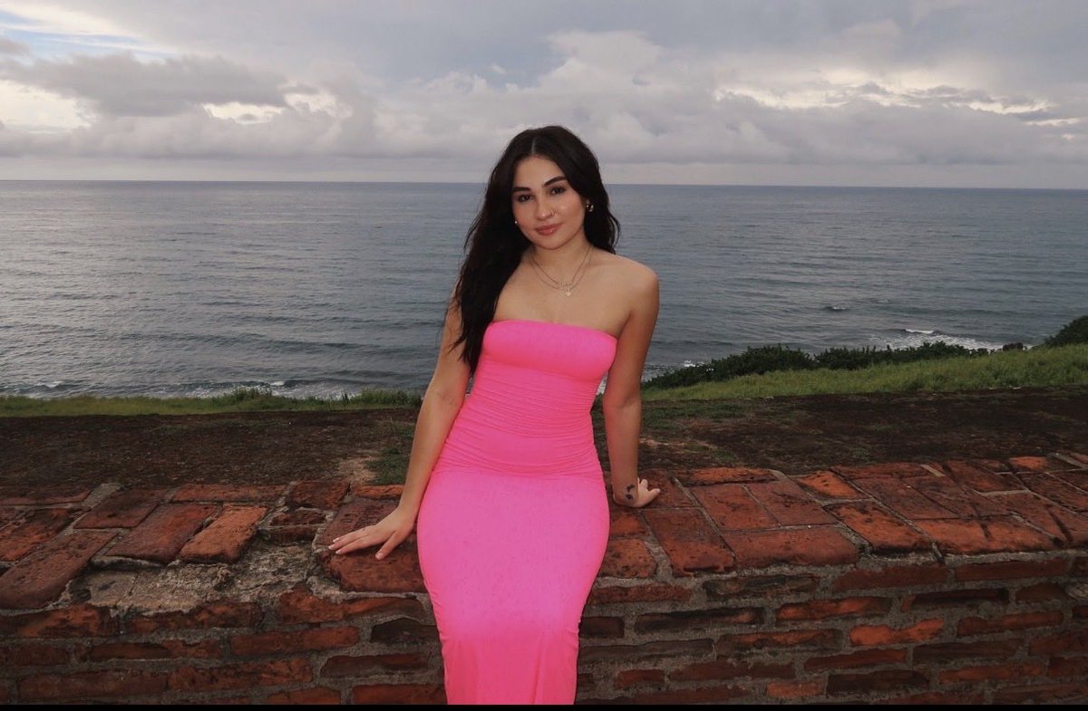 ShoneFurball942's tweet photo. Cuck wanted his irl exposed!! This is Anna!! #cuck #cuckson #momson #incest #mom #milf #ntr #bull #bwc #wankchat #irl #irls #jerkbud #jerkoff #cum #orgasm #exposed https://t.co/zD6mAXLqrN