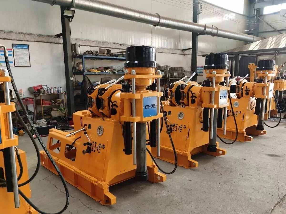 Pearldrill's tweet photo. Portable wheel‑mounted hydraulic drilling rig for 200‑meter water well projects. Easy to tow and relocate between sites, stable hydraulic power output. Great for farm water supply and domestic borehole drilling.
#pearldrill #waterwelldrilling #drillingrig #boreholedrilling https://t.co/L7j7qa3FpK